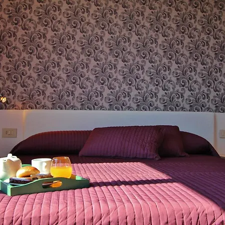 蔚蓝海湾酒店 酒店 4*