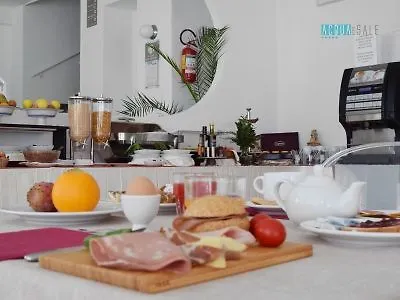 蔚蓝海湾酒店 4* 陶尔米纳