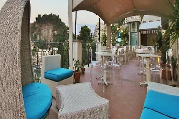 Baia Azzurra Hotel 4*