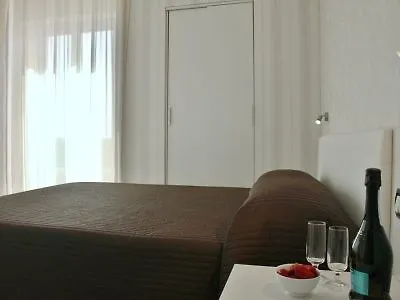 Baia Azzurra Hotel 4*